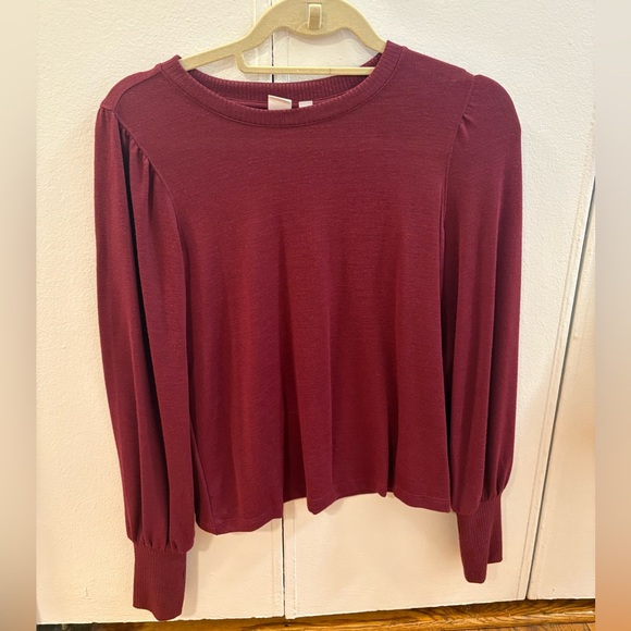 GAP Factory Tops - Gap Factory Soft Slub Puff Sleeve Long Sleeve Top in Burgundy